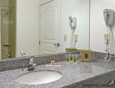 Torrance Inn Lax Airport Area Room photo